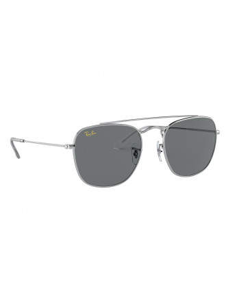 Ray-Ban RB3557