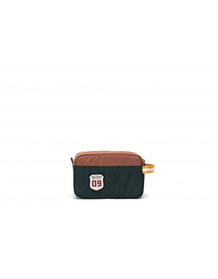 Herschel Chapter Travel Kit